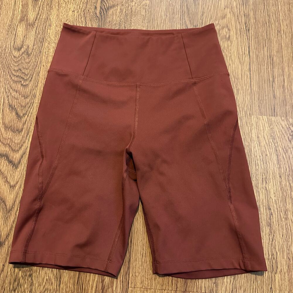 Girlfriend collective brown rust biker shorts size small sports yoga running